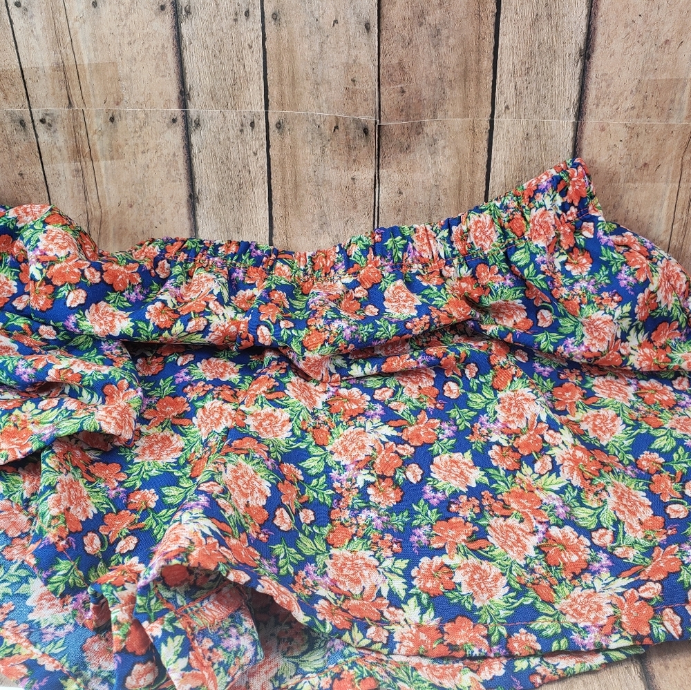 Juniors Tempted Floral Shorts